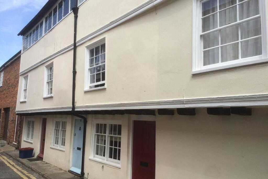 Holiday home Cathedral View Cottage, *