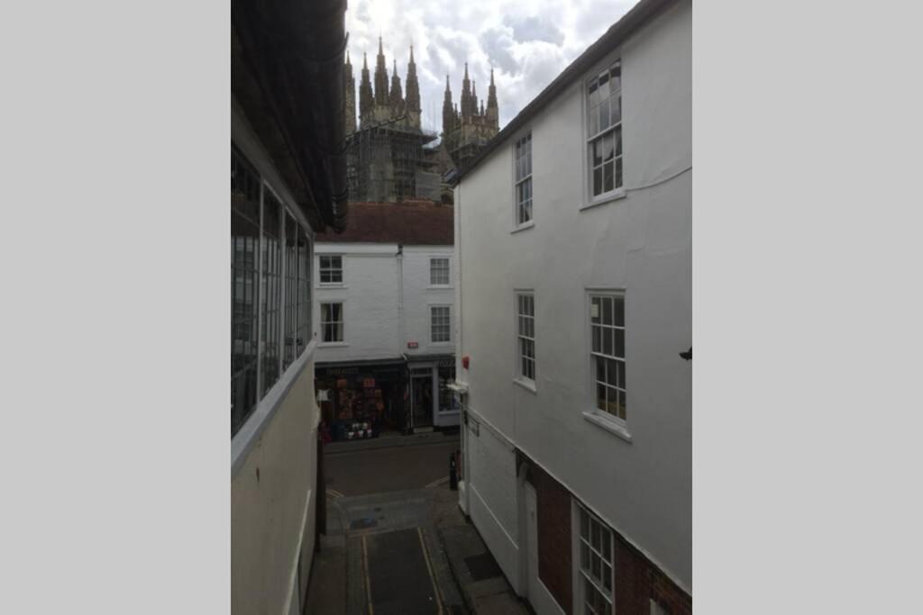 Cathedral View Cottage, Holiday home Canterbury