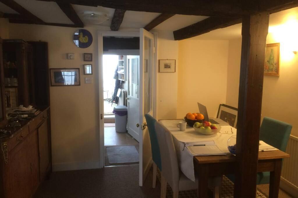 Cathedral View Cottage, * Canterbury